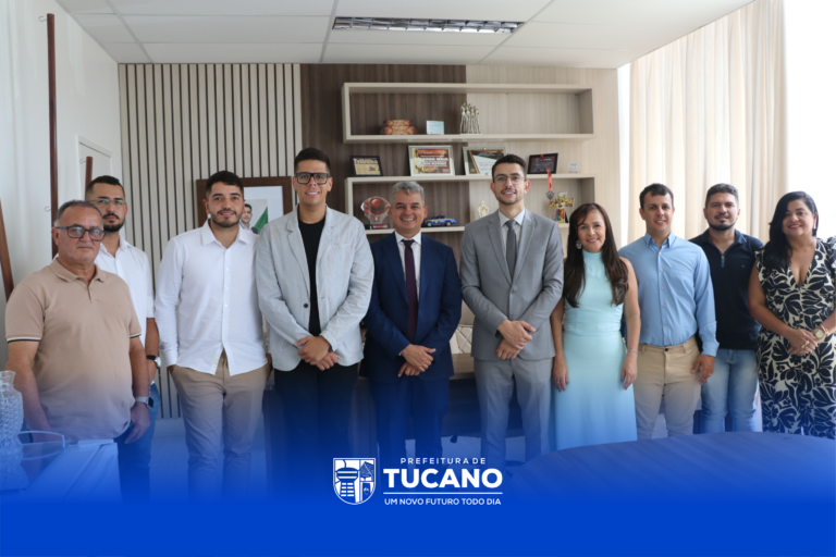 Prefeitura de Tucano apresenta nova equipe de secretários municipais para 2025 2028