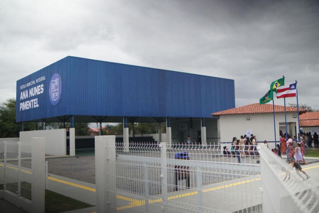 Tucano entrega três grandes obras e avança na educação, saúde e esporte